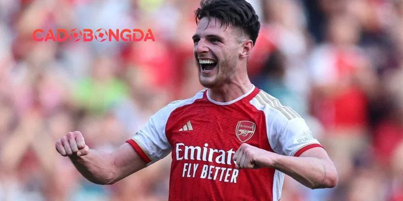 Tiền vệ trẻ hay nhất thế giới Declan Rice có phong cách hiện đại